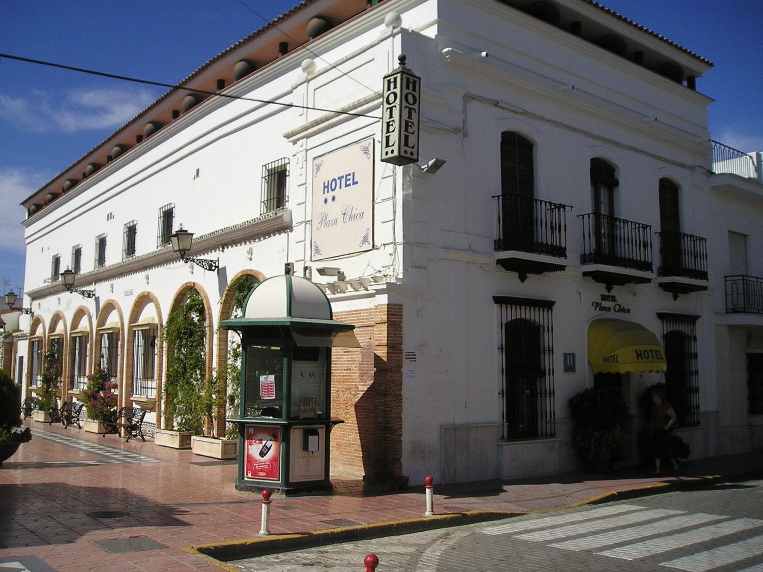 Готель Plaza Chica Картая Екстер'єр фото